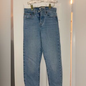 BRAND NEW LEVIS JEANS